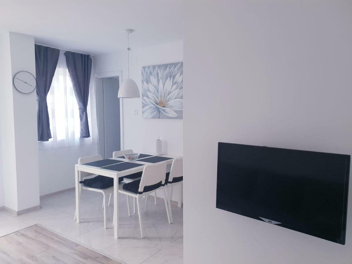 Apartmani Andrej Udbina Luaran gambar