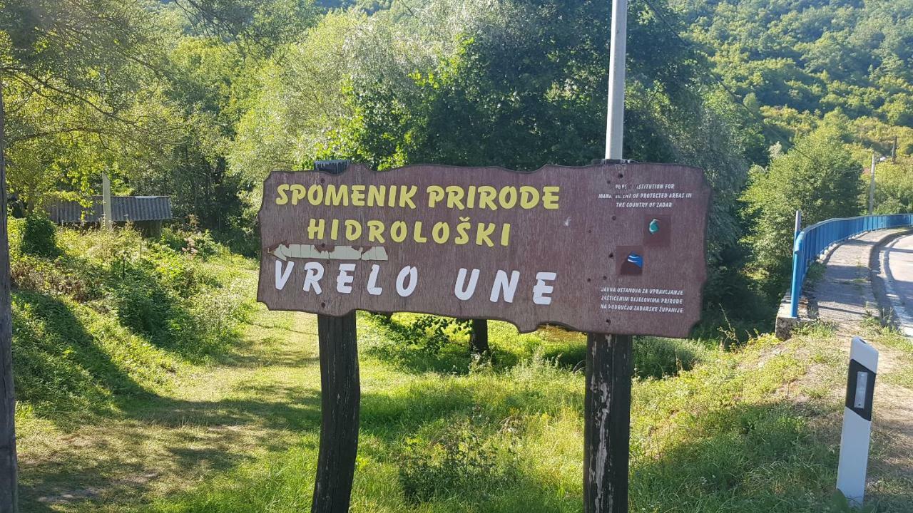 Apartmani Andrej Udbina Luaran gambar